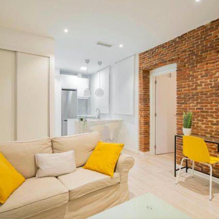 2 Bedroom Flat In La Latina-Carn Madrid Exteriér fotografie