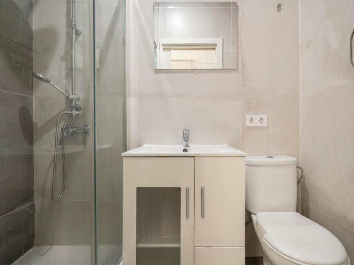 2 Bedroom Flat In La Latina-Carn Madrid Exteriér fotografie